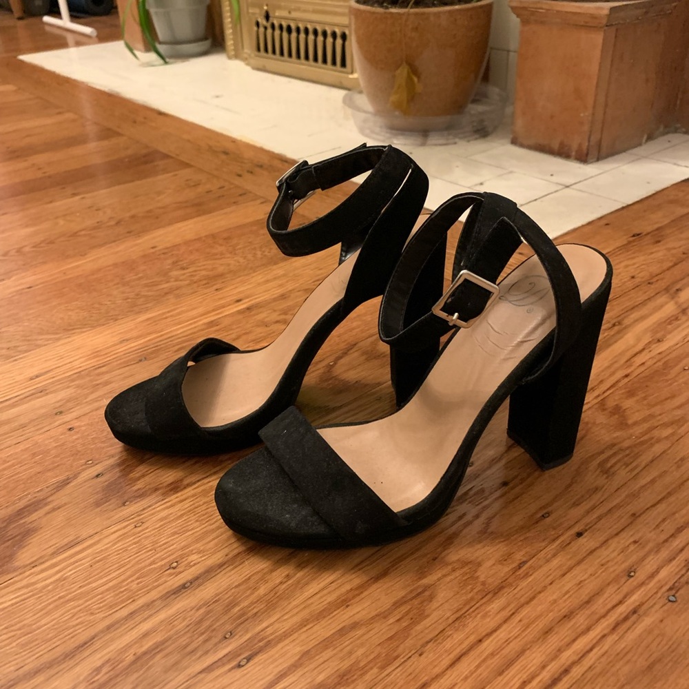 Black chunky heels